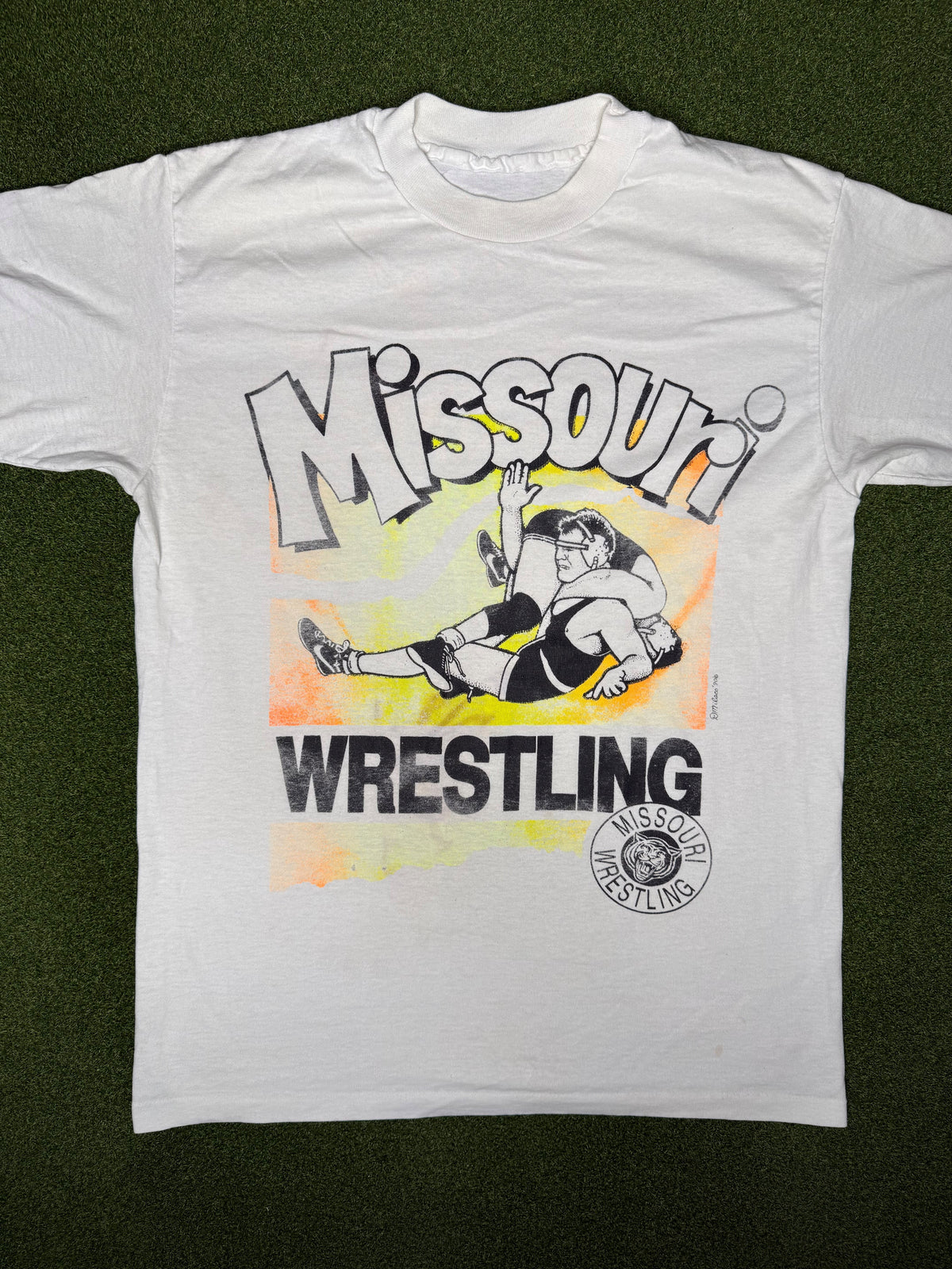 1990 Missouri Tigers - Wrestling - Vintage College T Shirt (Medium)