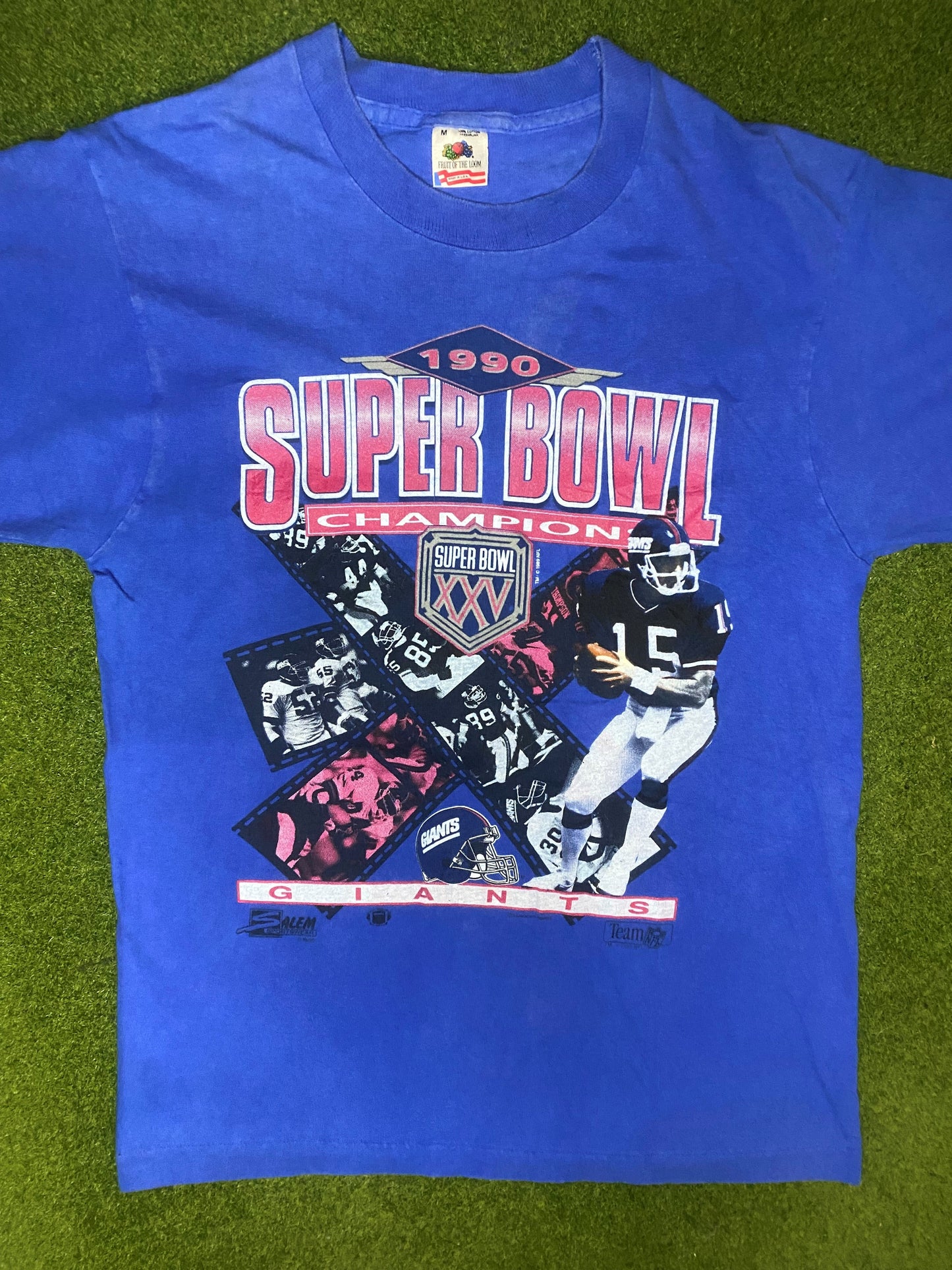 1990 New York Giants - Super Bowl XXV Champions - Vintage NFL T-Shirt (Medium)