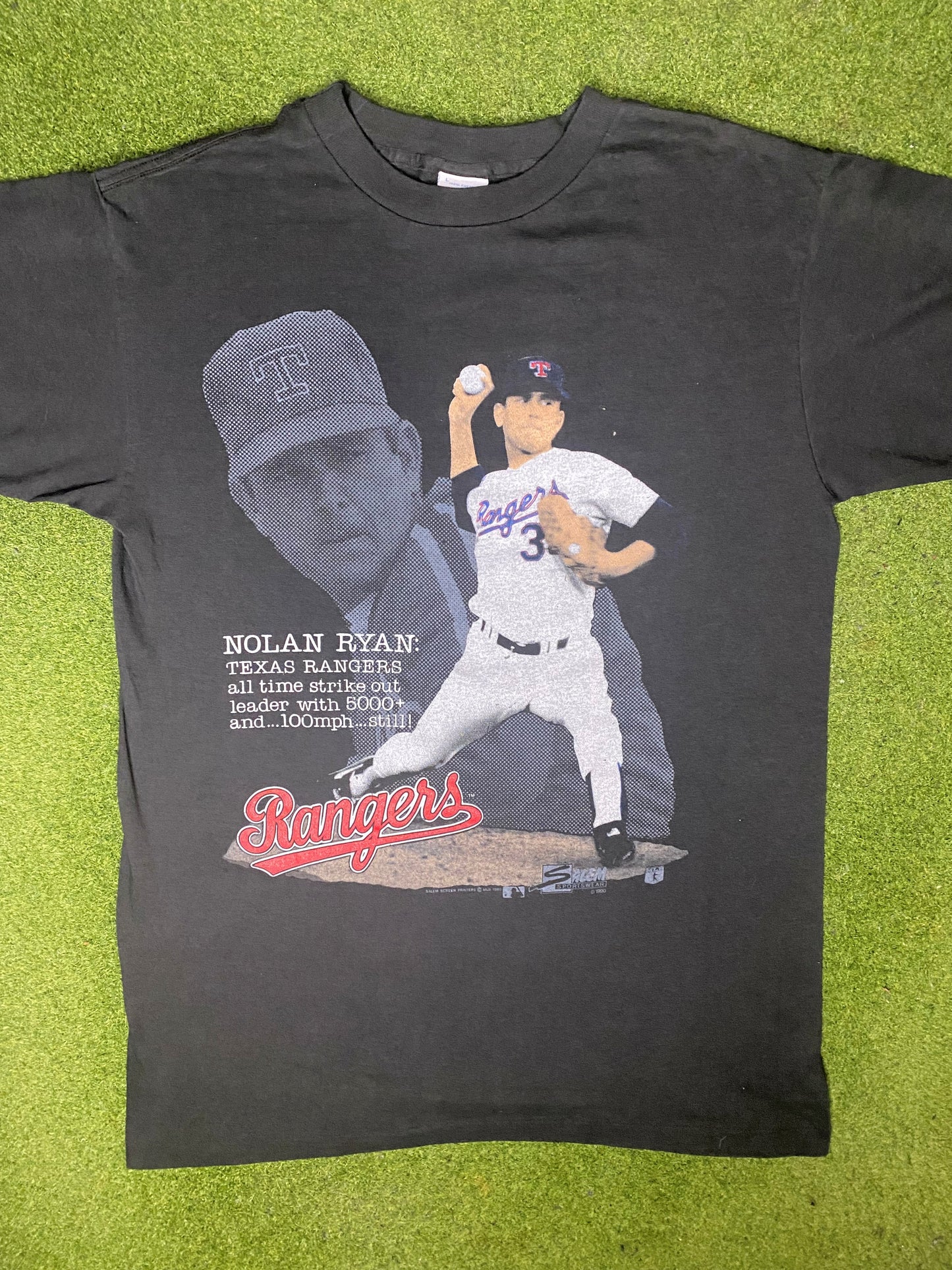 1990 Texas Rangers - Nolan Ryan - Vintage MLB Player T Shirt (Large)