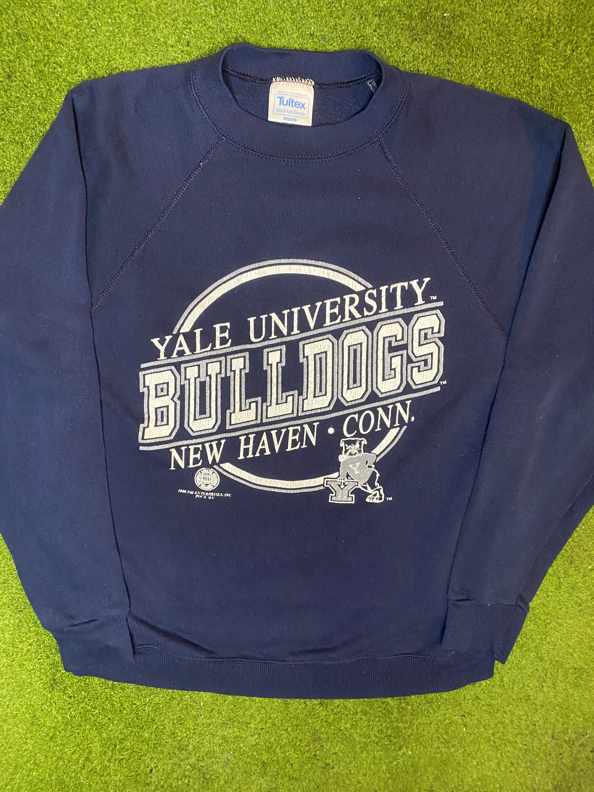 1990 Yale Bulldogs - Vintage Ivy League Sweatshirt (Medium) 