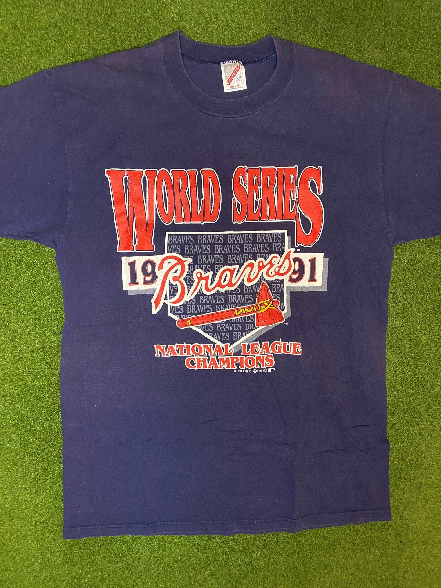 1991 Atlanta Braves - World Series - Vintage MLB T-Shirt (Large) Gametime Vintage