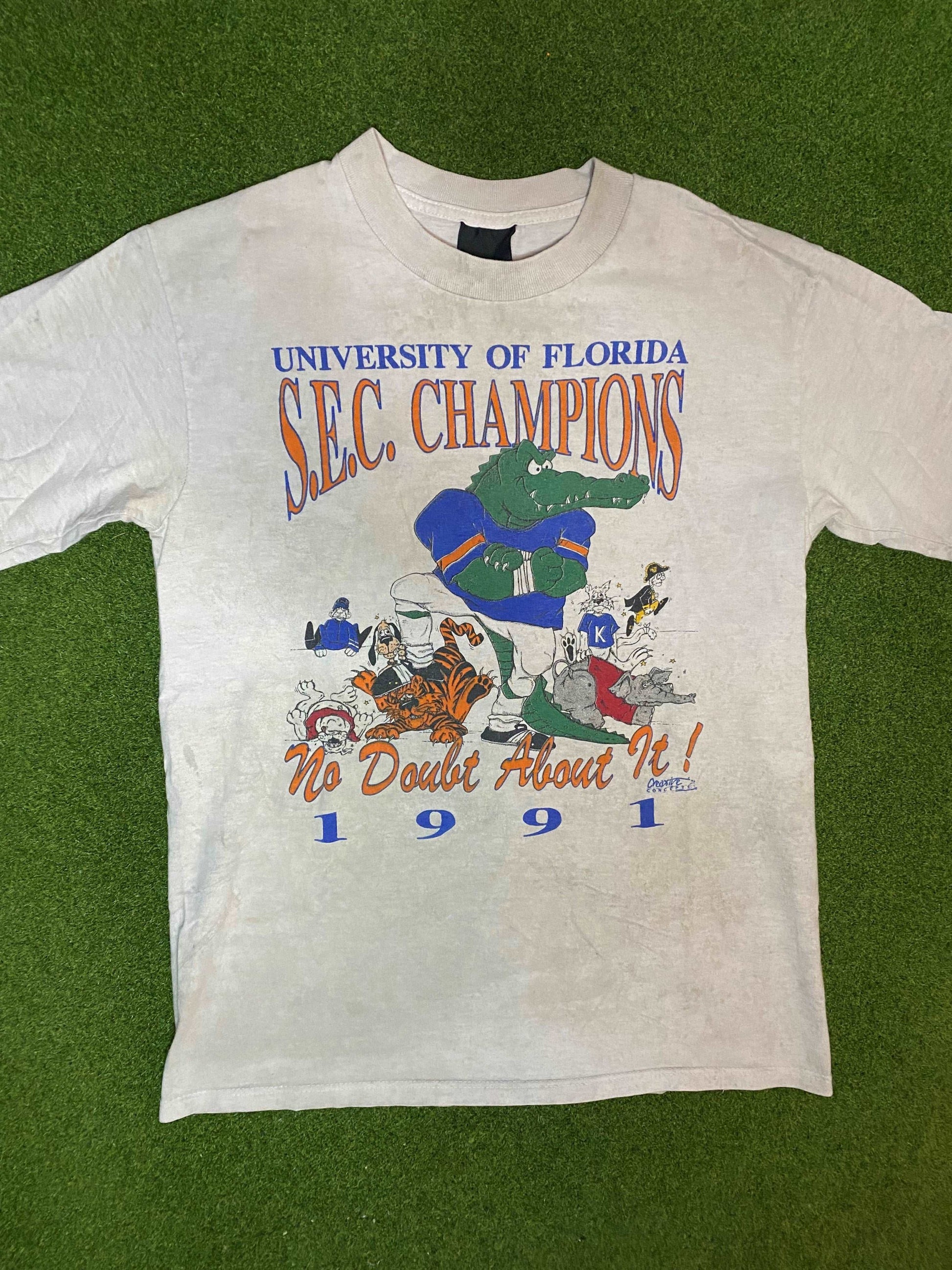 1991 Florida Gators - SEC Champions - Double Sided - Vintage College Football T-Shirt (Medium) (Copy)