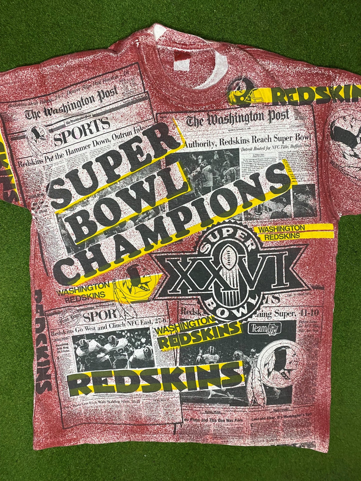 1991 Washington Redskins - Super Bowl Champions - AOP - Vintage NFL T-Shirt (XL) Gametime Vintage