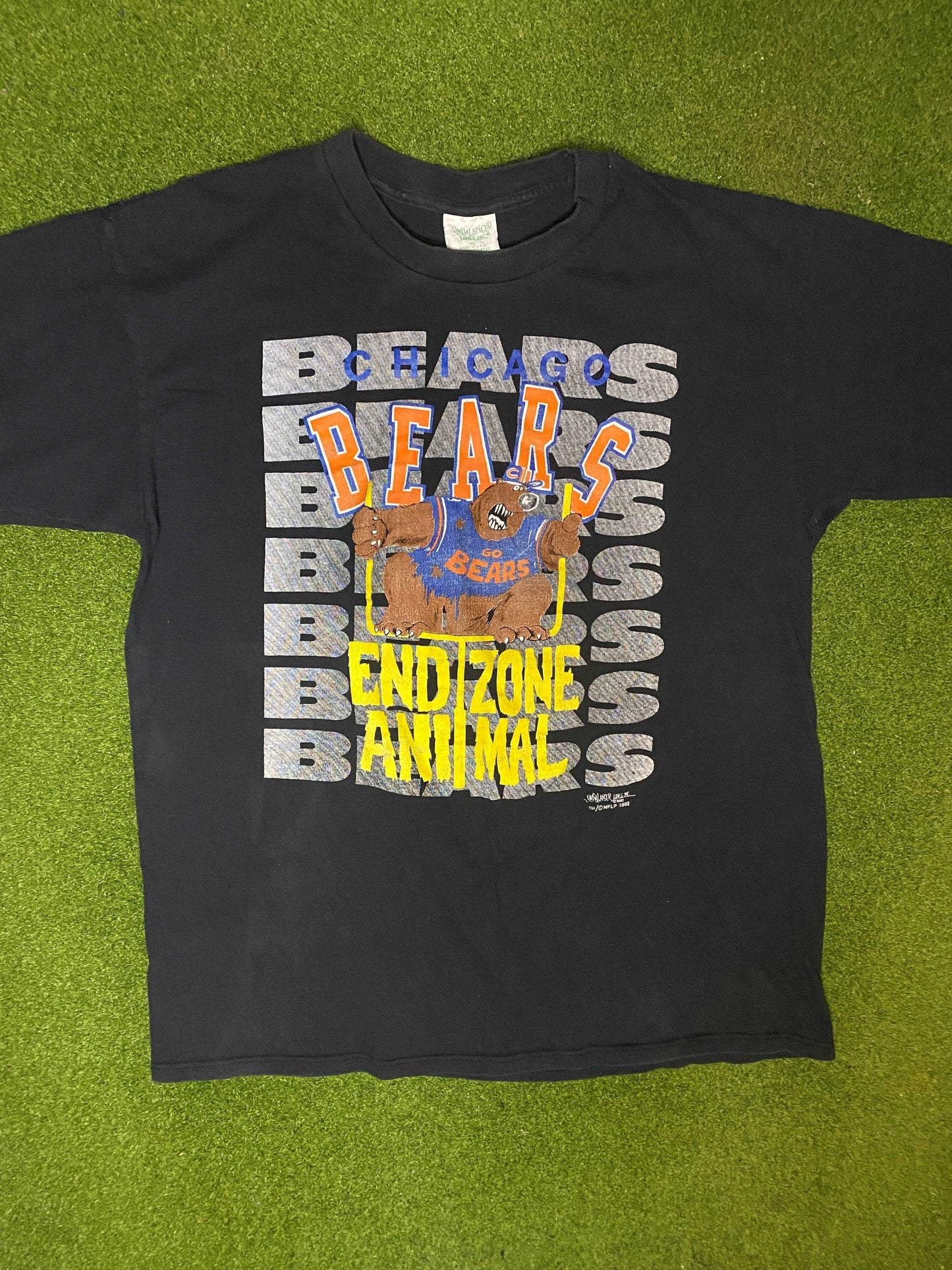 1992 Chicago Bears - End Zone Animal - Vintage NFL T-Shirt (XL)