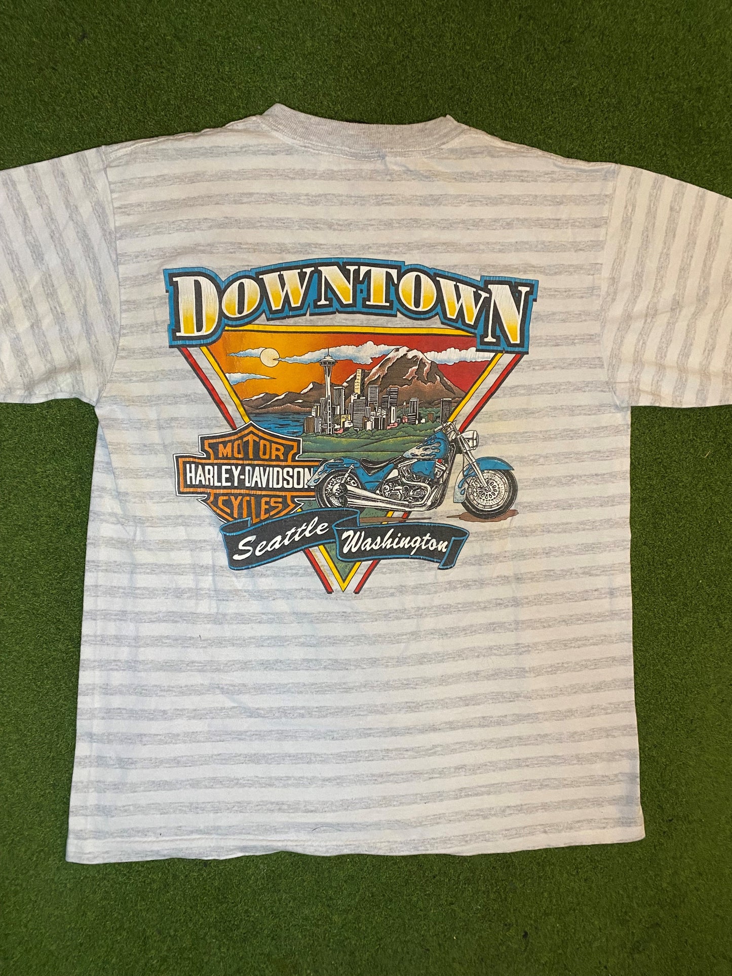 1992 Harley Davidson - Seattle Washington - Vintage Harley T-Shirt (Large)