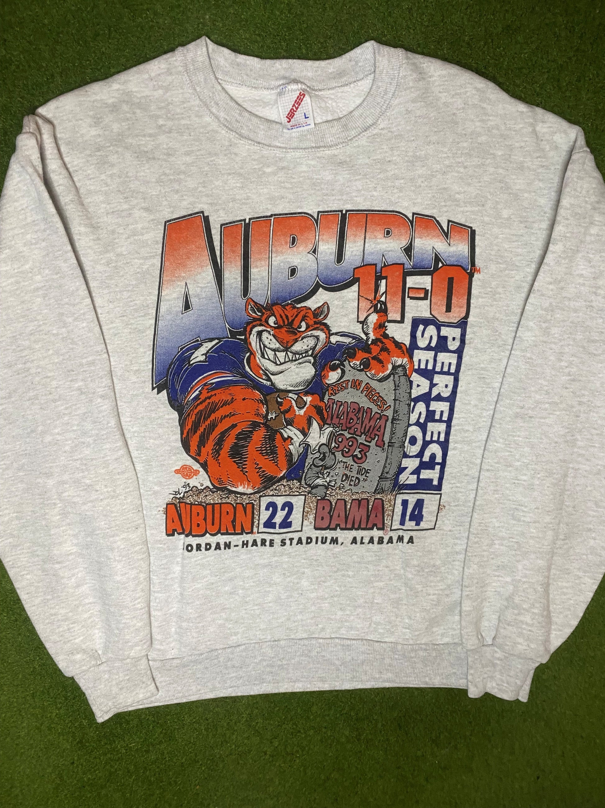 1993 Auburn Tigers - Perfect Season - Vintage College Sweatshirt (Large)