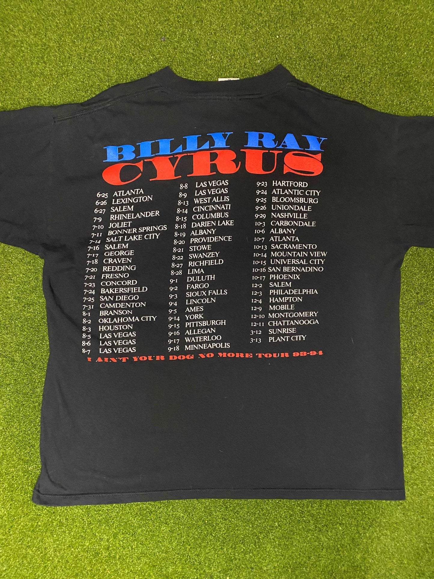 1993 Billy Ray Cyrus - I Aint Your Dog No More Tour - Vintage Band Tee Shirt (XL)