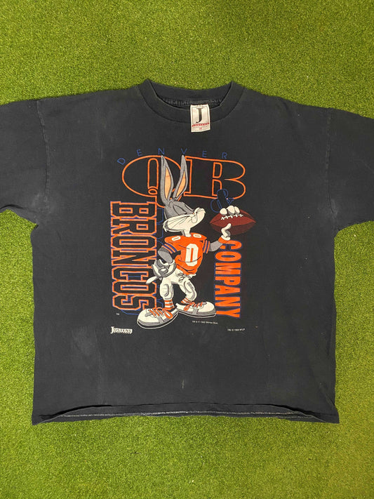 1993 Denver Broncos - Bugs Bunny Crossover - Vintage NFL Tee Shirt (Large)