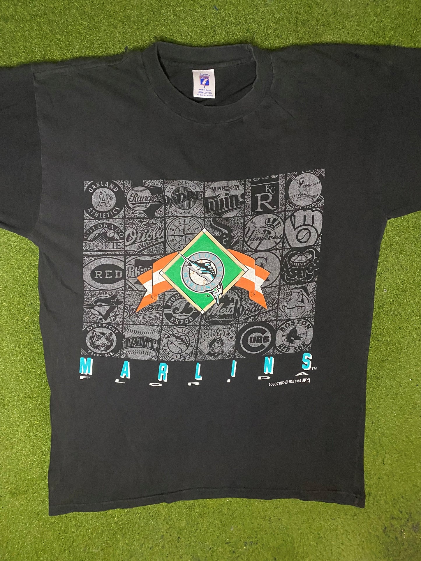 1993 Florida Marlins - Vintage MLB T Shirt (Large) - Gametime Vintage