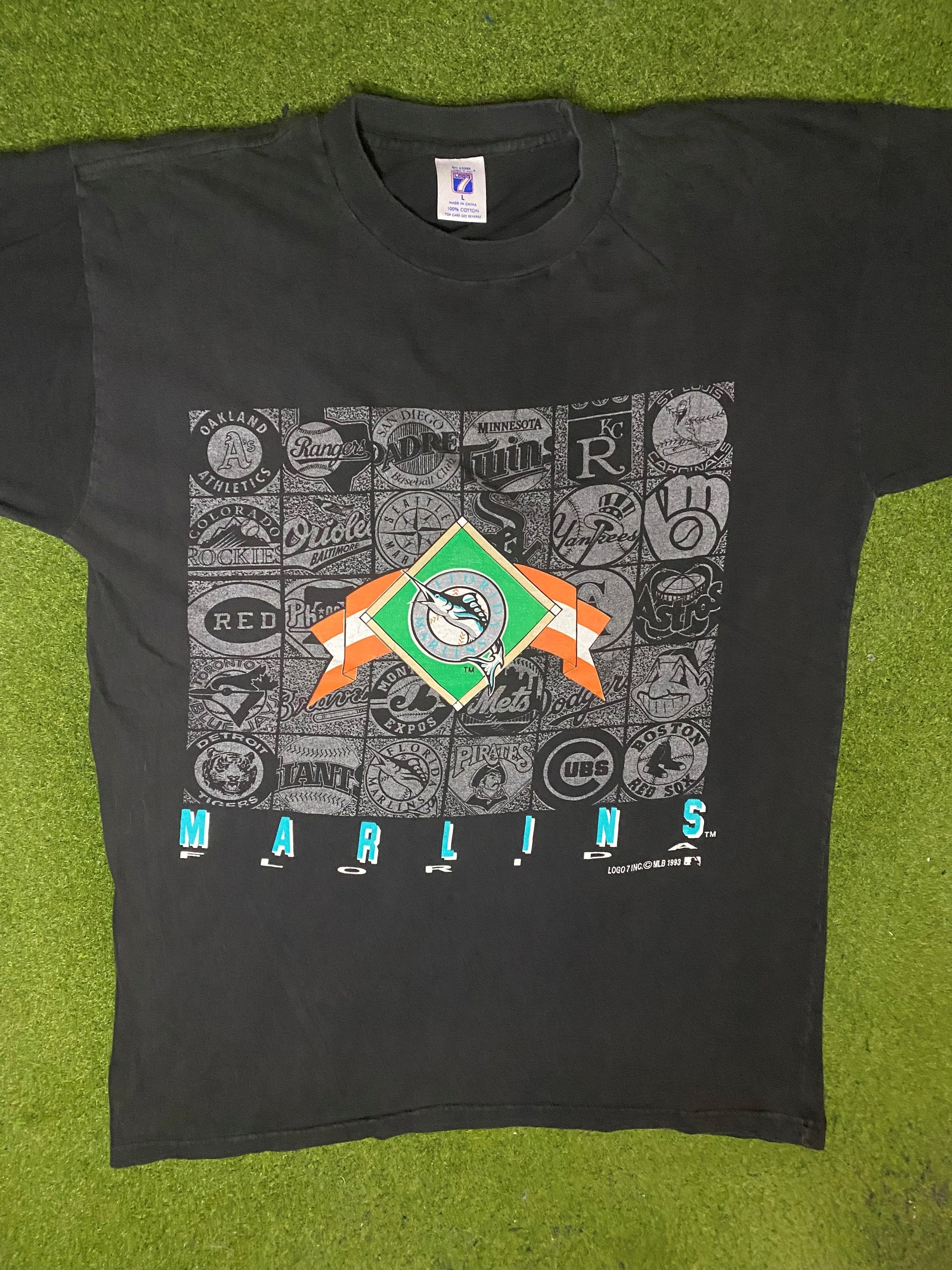 1993 Florida Marlins - Vintage MLB T Shirt (Large) - Gametime Vintage