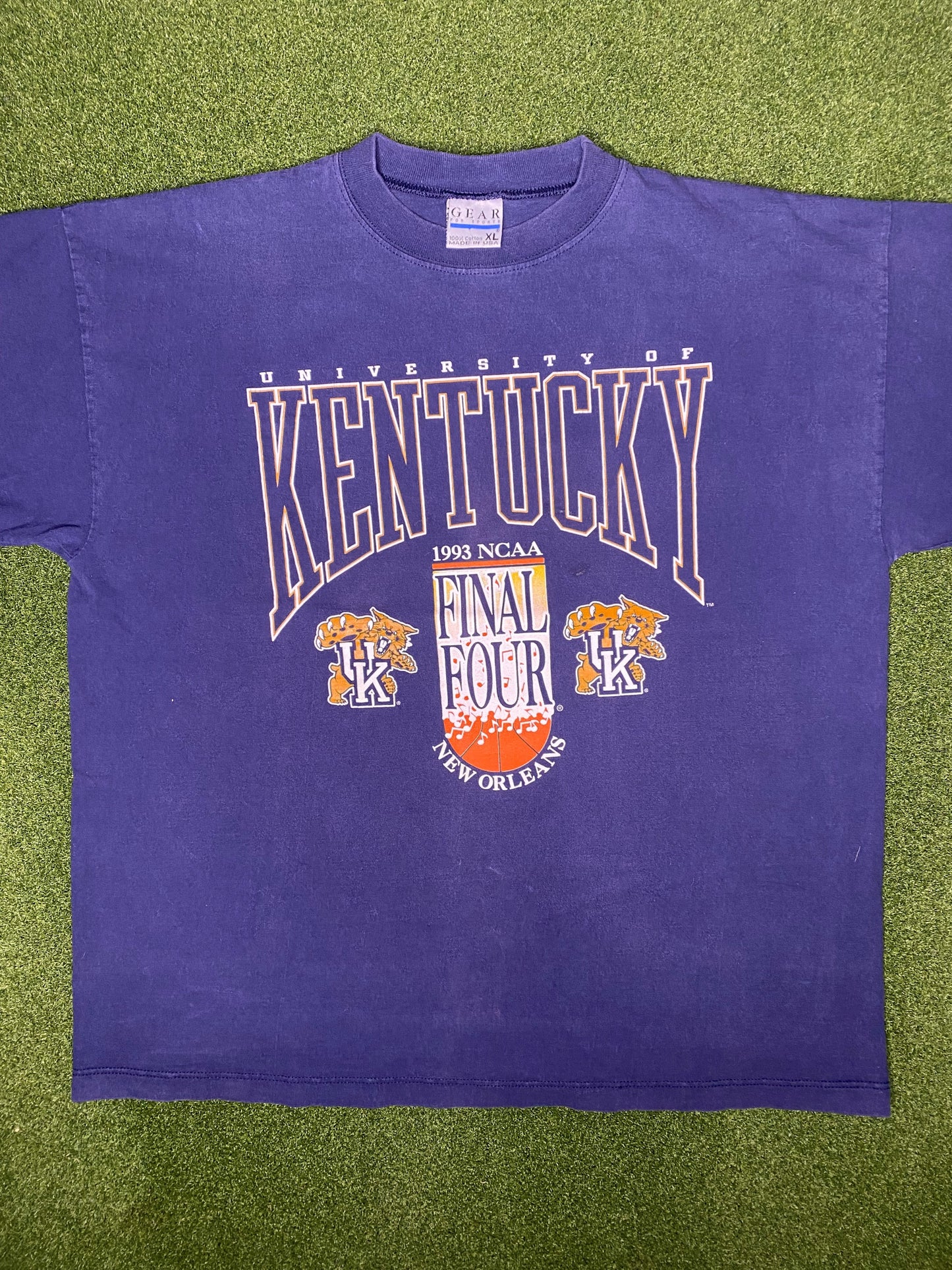1993 Kentucky Wildcats - Final Four - Vintage College Basketball T Shirt (XL)