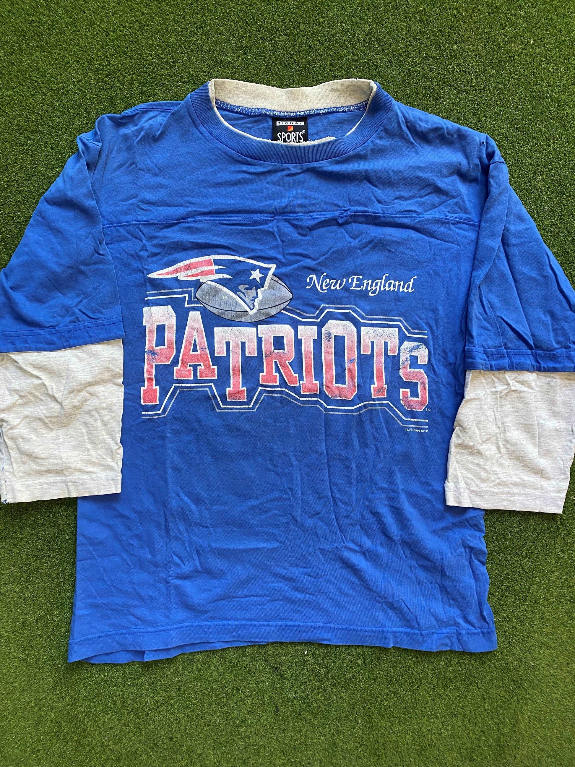 1993 New England Patriots - 3/4 Sleeve - Vintage NFL Shirt (Medium)