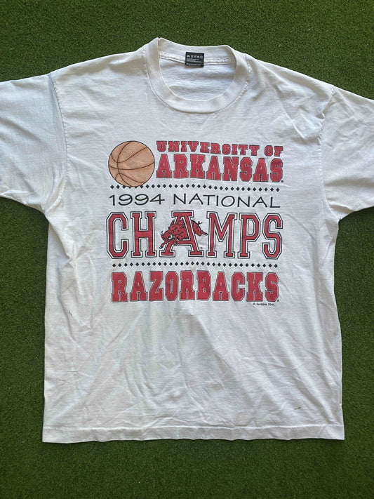 1994 Arkansas Razorbacks - National Champions - Vintage College Basketball T-Shirt (XL) Gametime Vintage