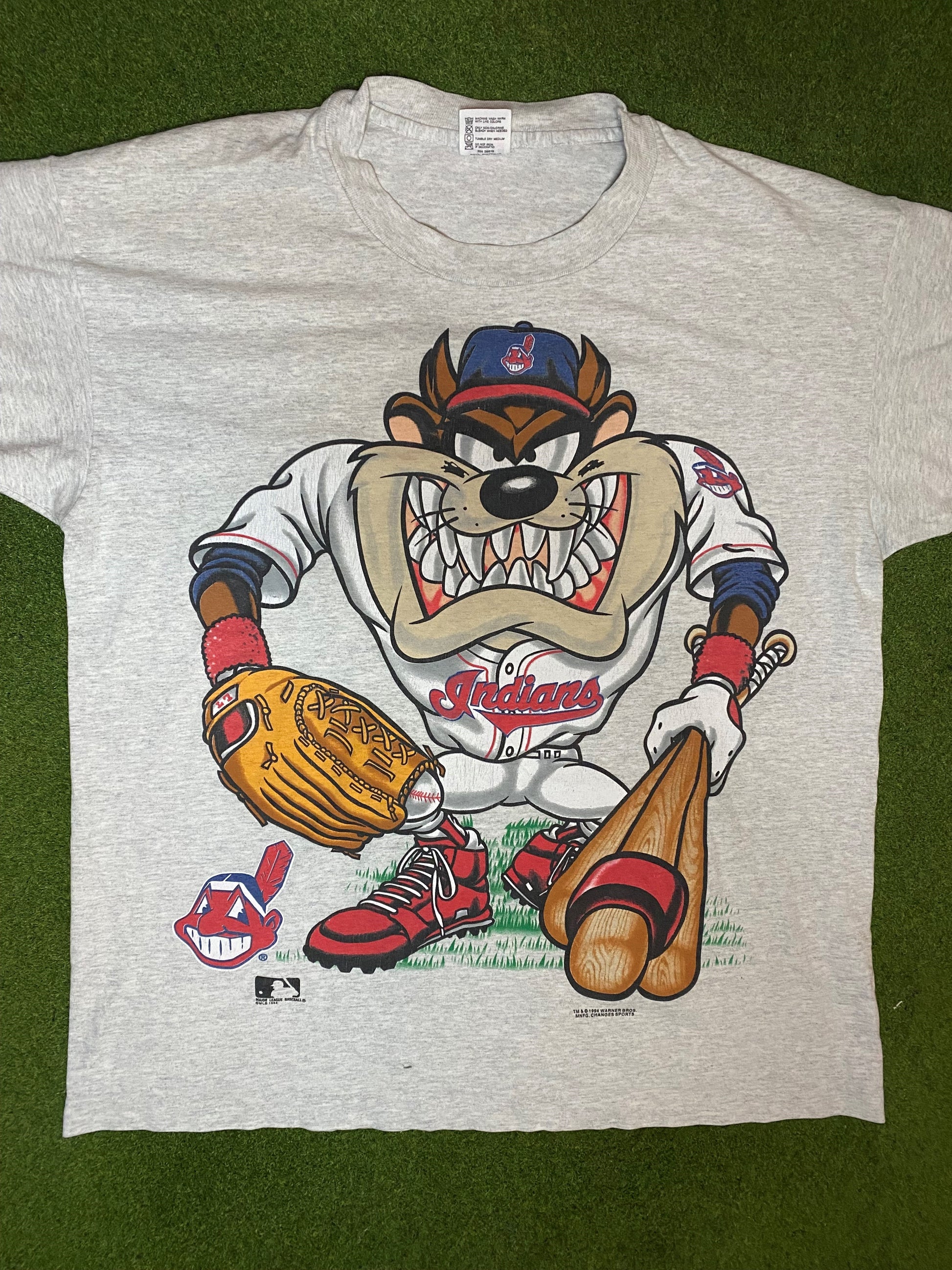 1994 Cleveland Indians - Taz Crossover - Vintage MLB T-Shirt (XL)