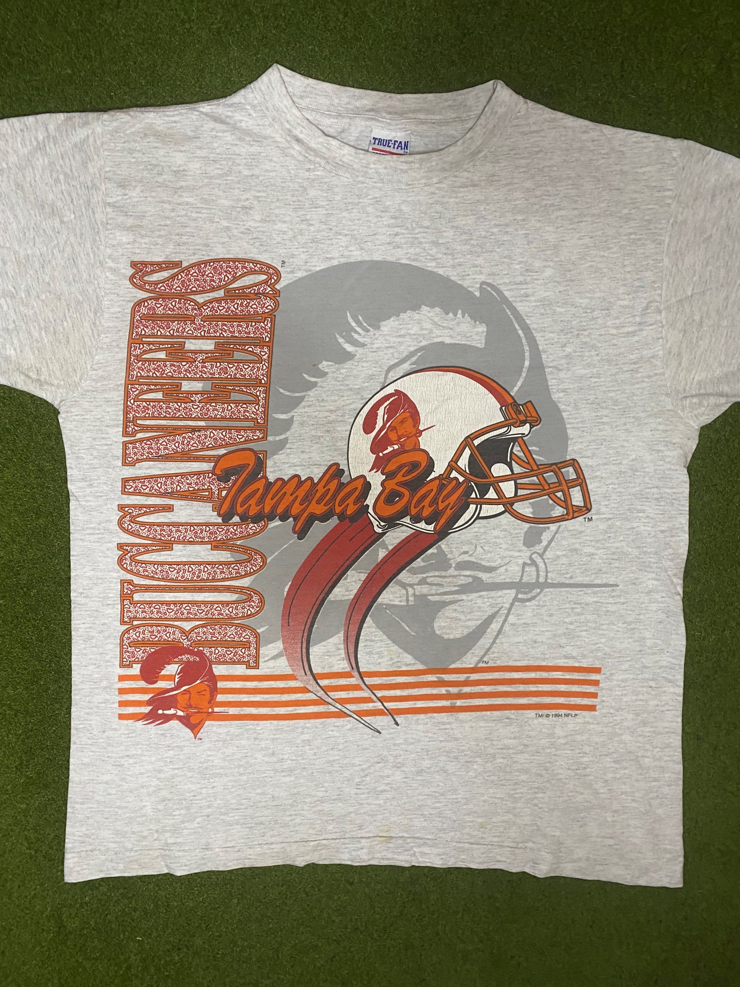 1994 Tampa Bay Buccaneers - Vintage NFL T-Shirt (Medium) Gametime Vintage