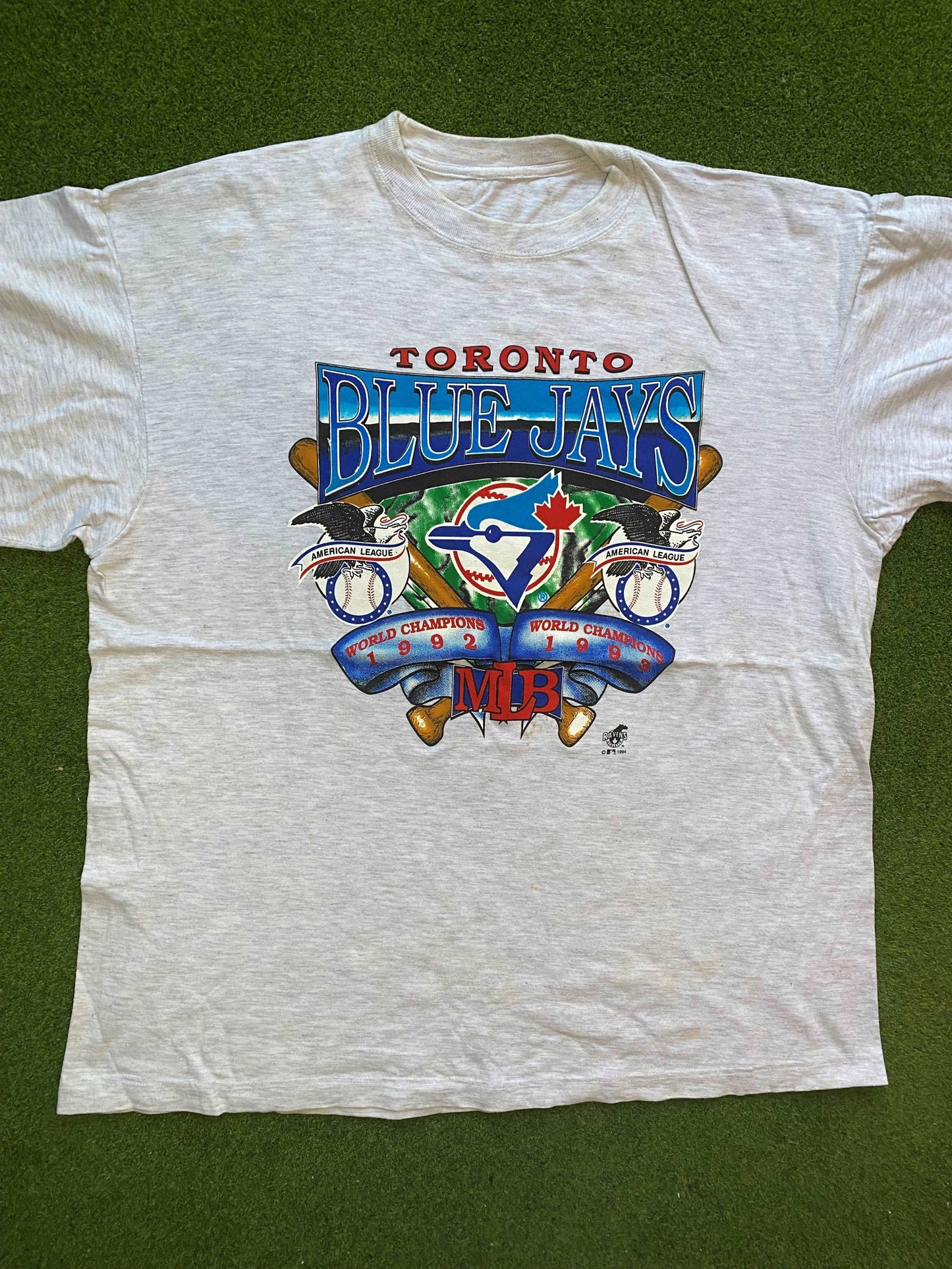 1994 Toronto Blue Jays - Back-to-Back Champions - Vintage MLB T-Shirt (XL)