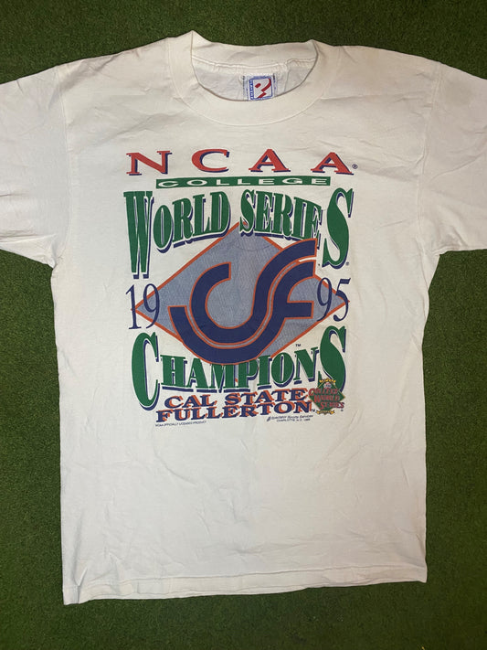 1995 Cal State Fullerton Titans - World Series Champions - Vintage College Baseball T-Shirt (Medium) Gametime Vintage