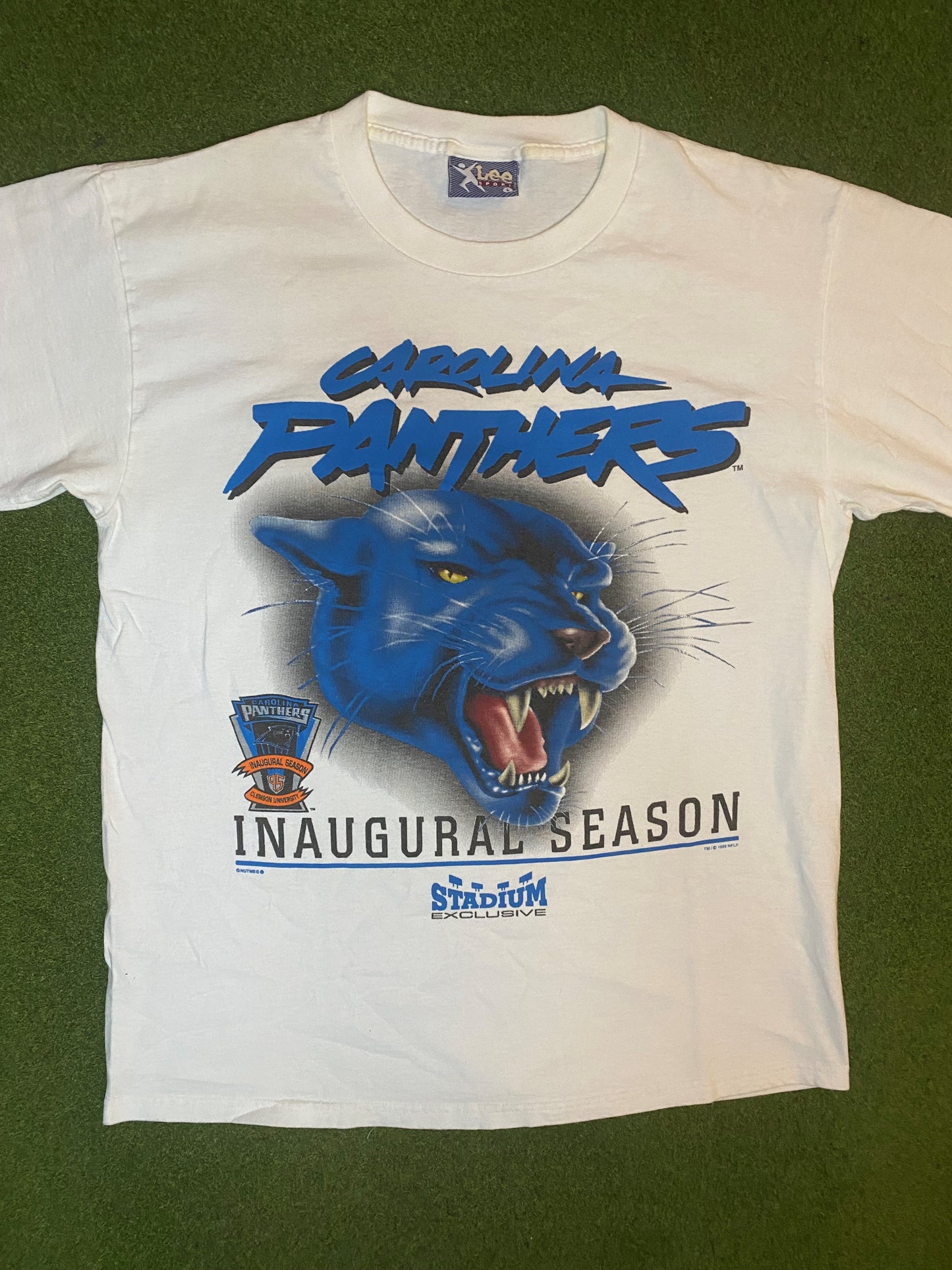 1995 Carolina Panthers - Inaugural Season - Vintage NFL T-Shirt (Large) Gametime Vintage