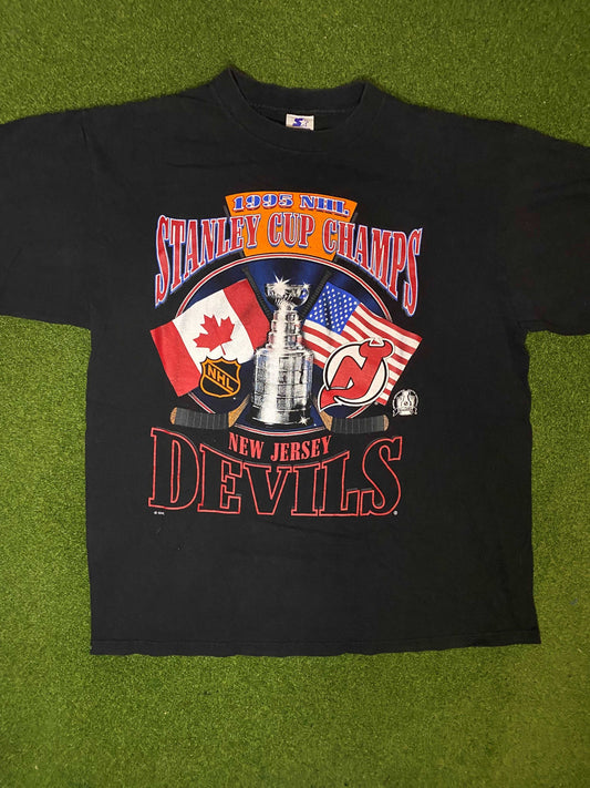 1995 New Jersey Devils - Stanley Cup Champions - Vintage NHL Tee Shirt (Large) Gametime Vintage