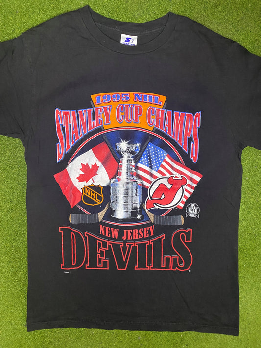 1995 New Jersey Devils - Stanley Cup Champions - Vintage NHL T-Shirt (Medium) Gametime Vintage