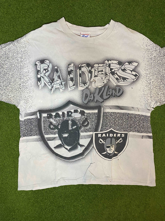 1995 Oakland Raiders - Print All Over - Vintage NFL T-Shirt (XL) Gametime Vintage