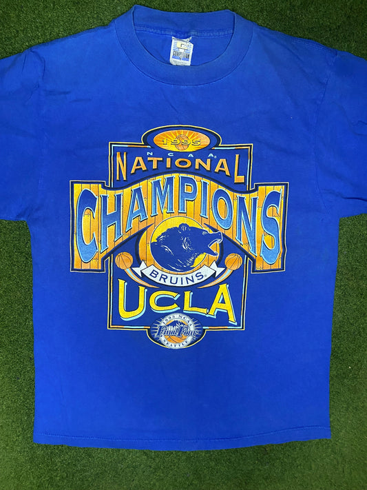 1995 UCLA Bruins - National Champions - Vintage College T-Shirt (Medium)