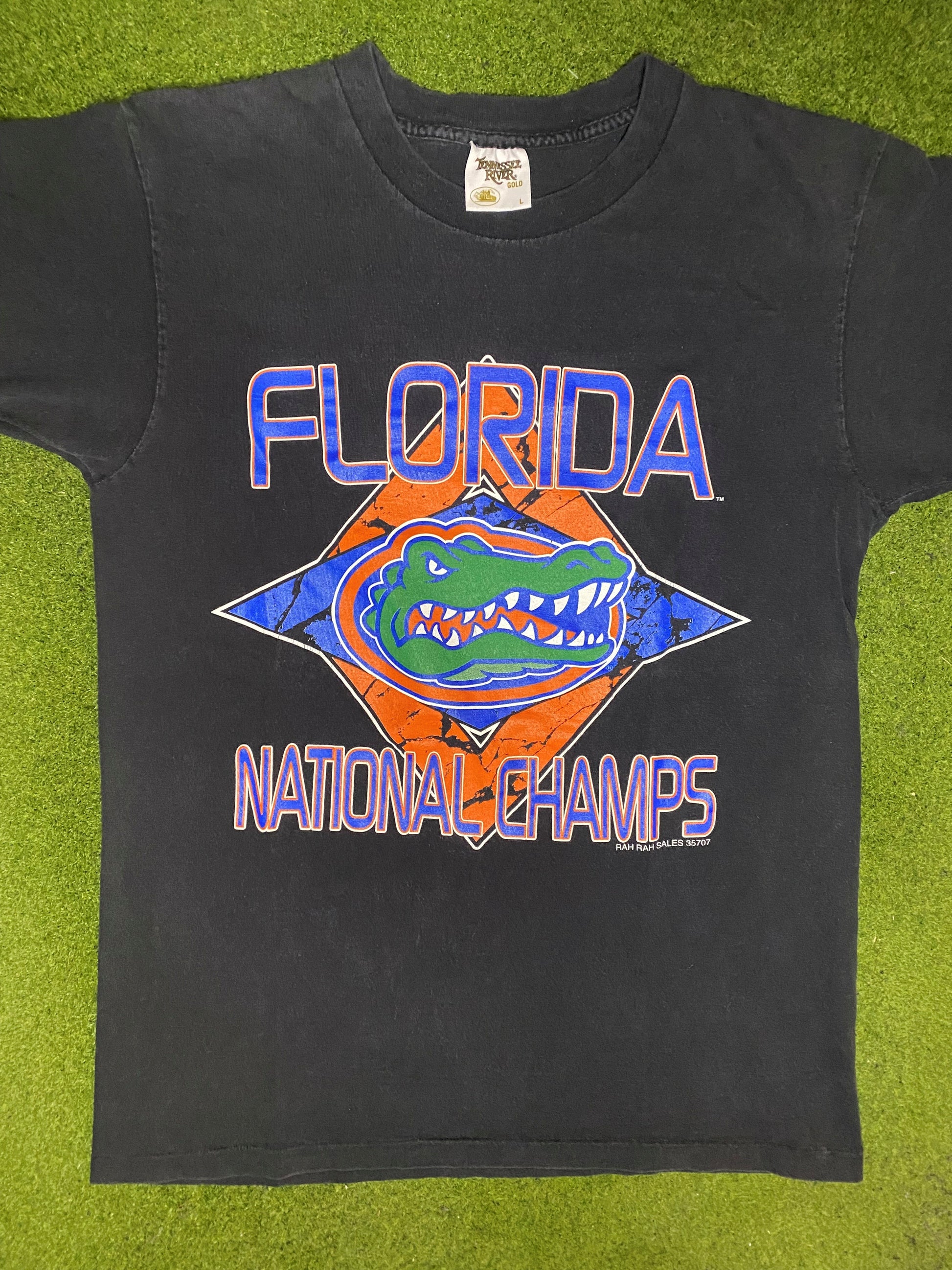 1996 Florida Gators - National Champs - Vintage College T-Shirt (Large) - Gametime Vintage