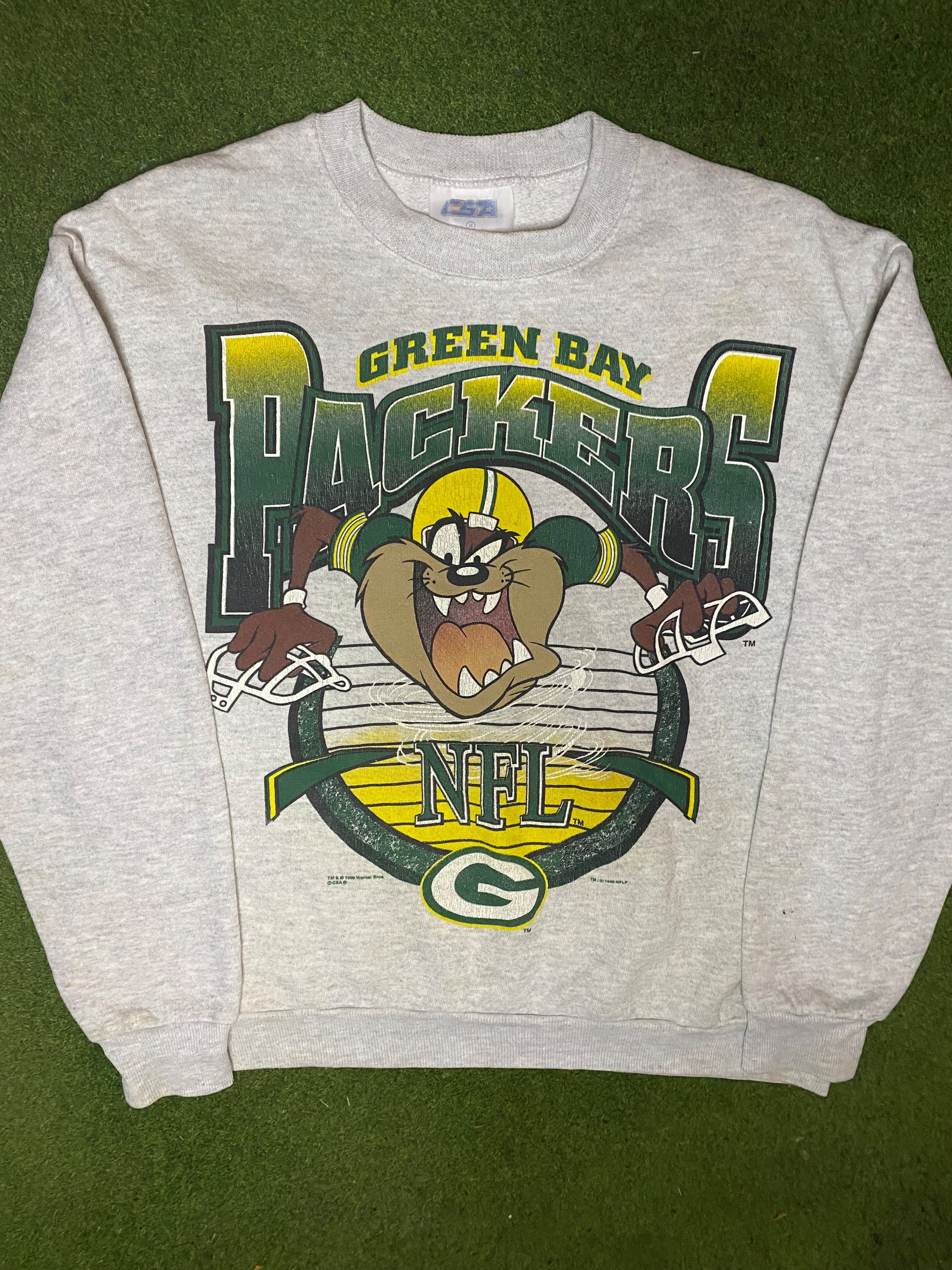 1996 Green Bay Packers - Taz Crossover - Vintage NFL Sweatshirt (Medium)