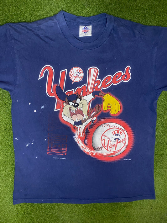 1996 New York Yankees - Taz Crossover - Vintage MLB Tee (Large)