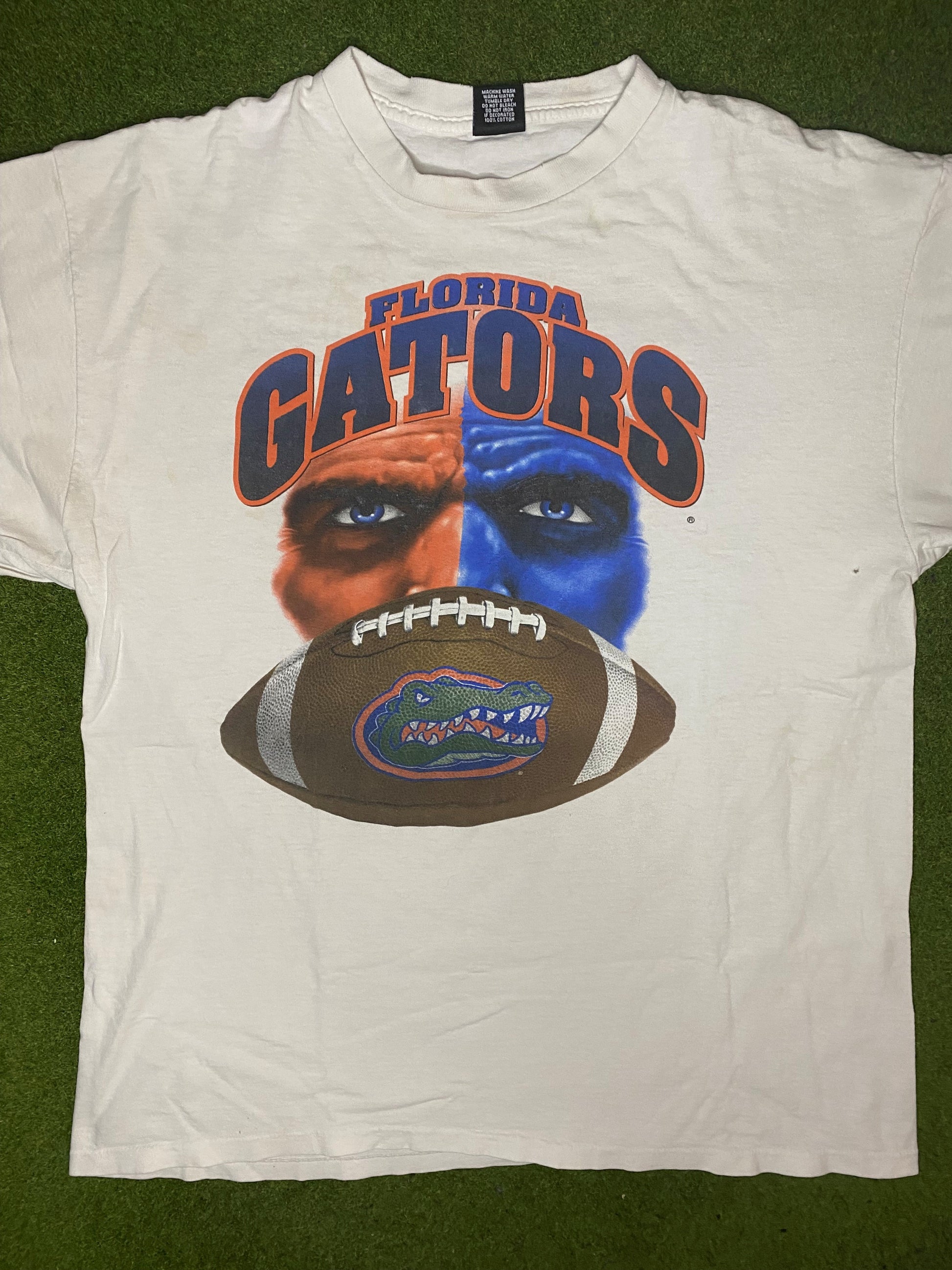 1997 Florida Gators - Face Your Fears - Vintage College T-Shirt (XL) - Gametime Vintage