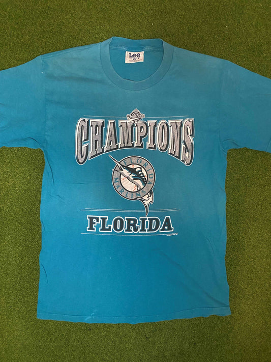 1997 Florida Marlins - World Series Champions - Vintage MLB Tee Shirt (Large) Gametime Vintage