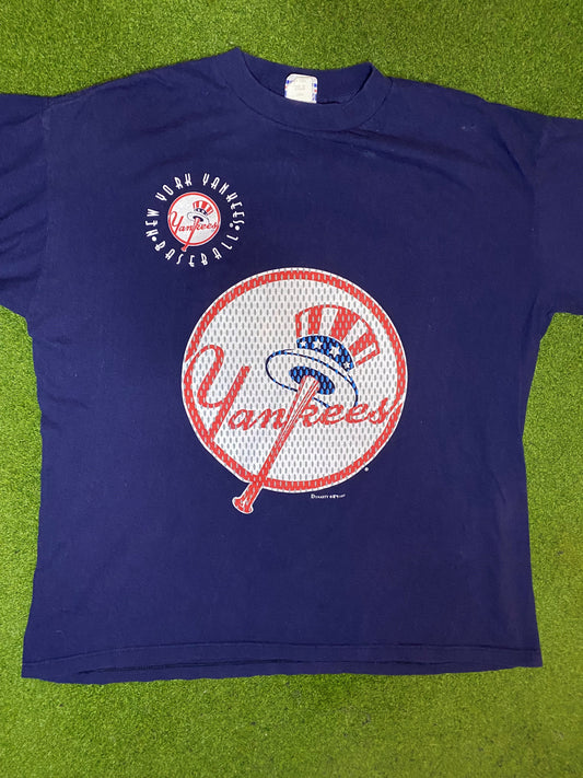 1997 New York Yankees - Vintage MLB T-Shirt (Large)