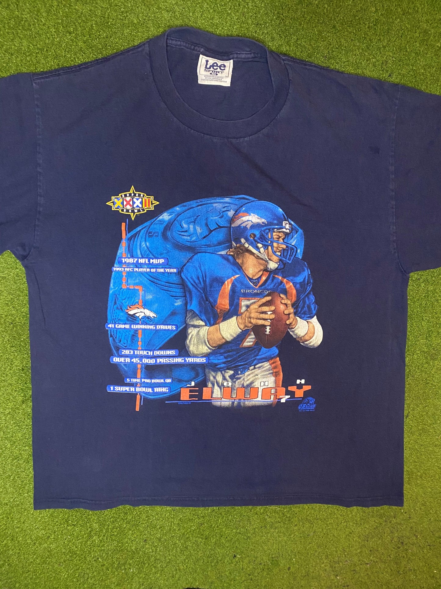 1998 Denver Broncos - John Elway - Vintage NFL Player T-Shirt (XL)