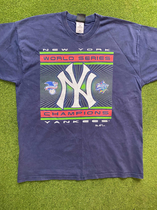 1998 New York Yankees - World Series Champs - Vintage MLB Tee Shirt (XL) Gametime Vintage