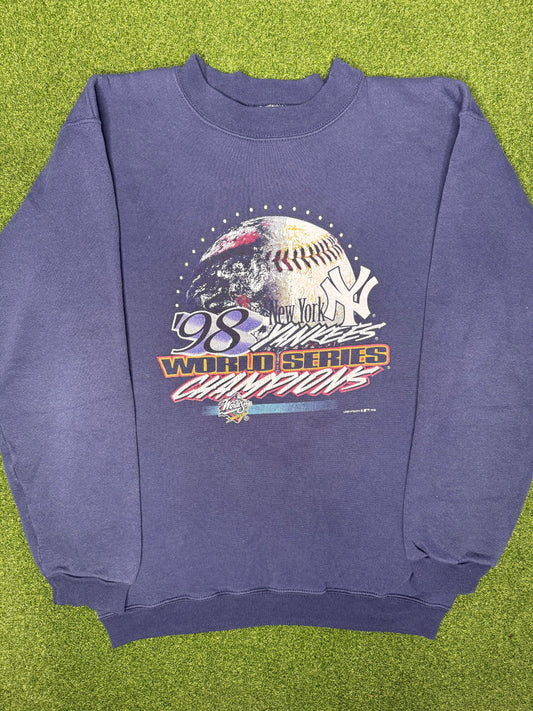 1998 New York Yankees - World Series Champions - Vintage MLB Sweatshirt (Small)