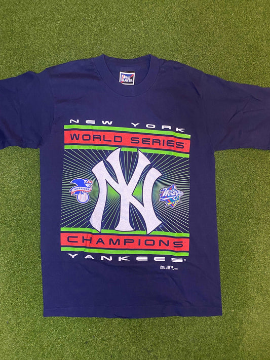 1998 New York Yankees - World Series Champs - Vintage MLB Tee Shirt (Youth Large)