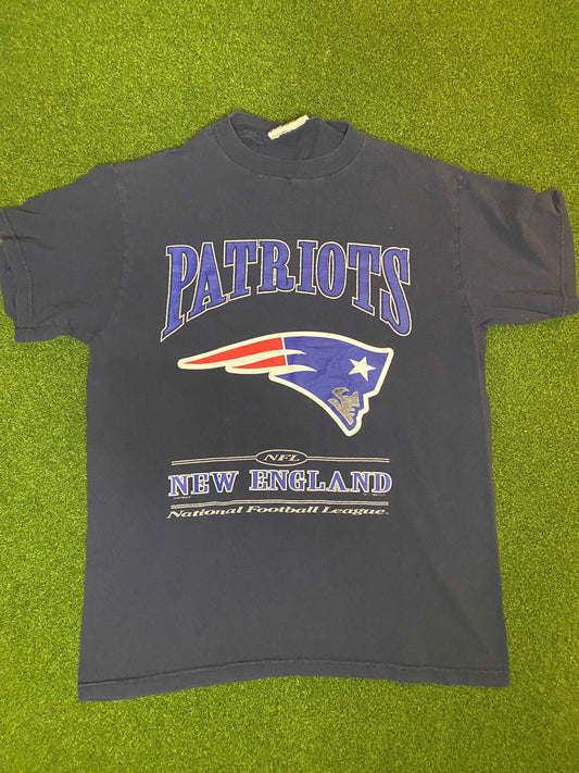 1998 New England Patriots - Vintage NFL Tee Shirt (Medium)