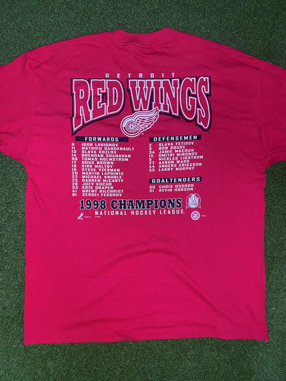 1998 Detroit Red Wings - Double Sided - Back to Back Stanley Cup Champions - Vintage NHL Tee Shirt (XL)