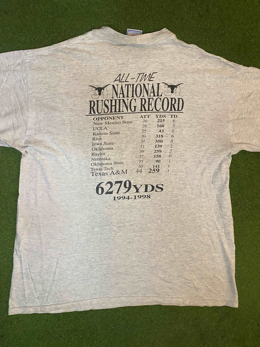 1998 Texas Longhorns - Ricky Williams Rushing Record - Vintage College Football T-Shirt (XL) - Gametime Vintage
