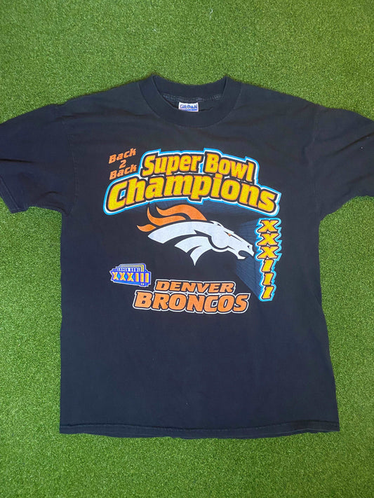 1999 Denver Broncos - Super Bowl XXXIII Champs - Vintage NFL Tee Shirt (Large) Gametime Vintage