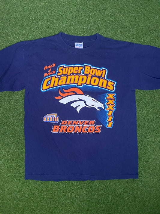 1999 Denver Broncos - Super Bowl XXXIII Champs - Vintage NFL Tee Shirt (Large)