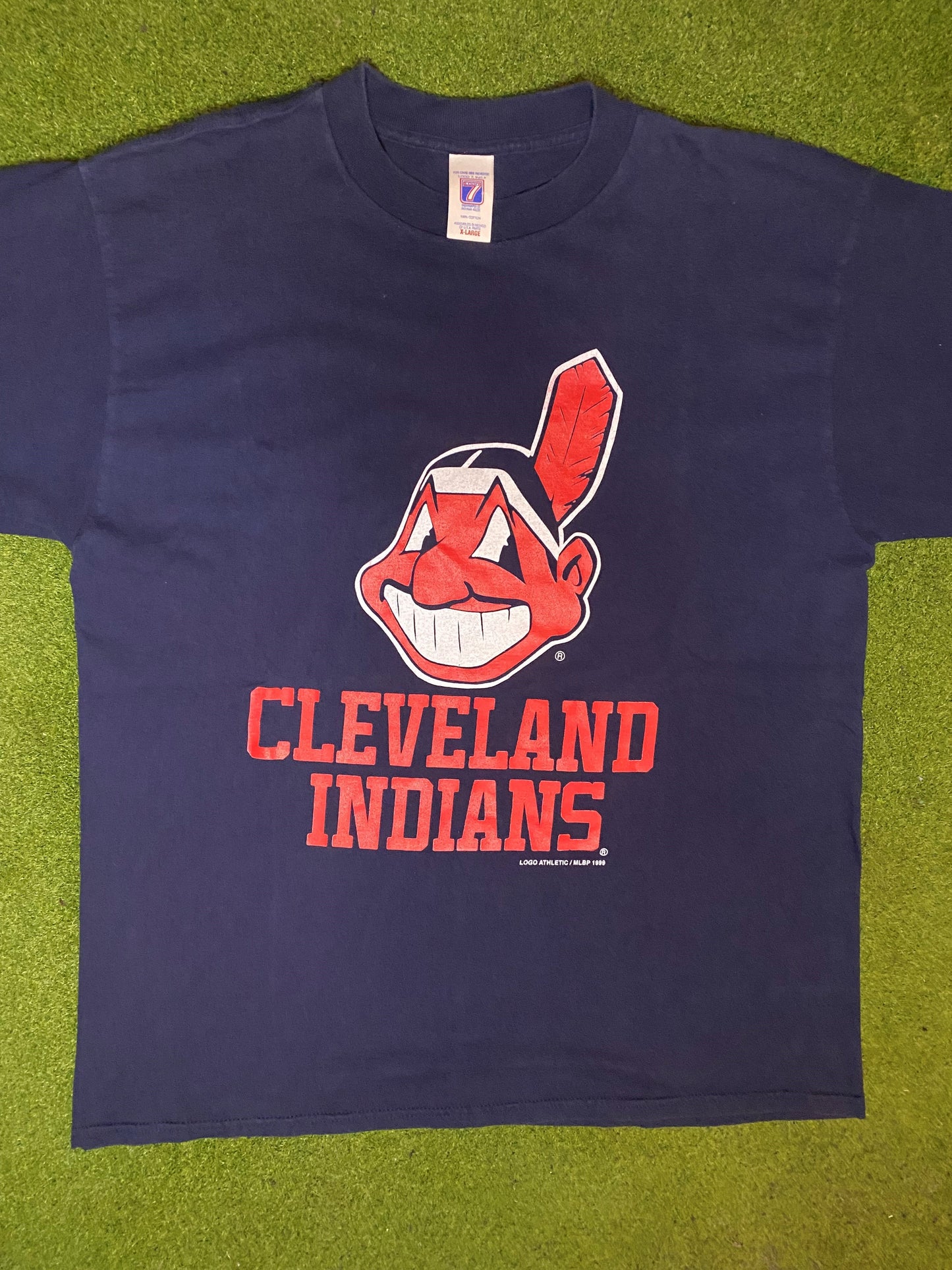 1999 Cleveland Indians - Vintage MLB T-Shirt (XL) Gametime Vintage