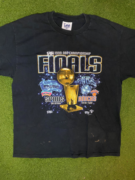 1999 NBA Finals - Spurs vs. Knicks - Vintage NBA T-Shirt (XL) - Gametime Vintage
