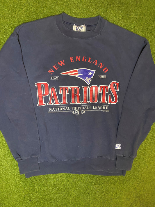 1999 New England Patriots - Vintage NFL Crewneck Sweatshirt (Large) Gametime Vintage