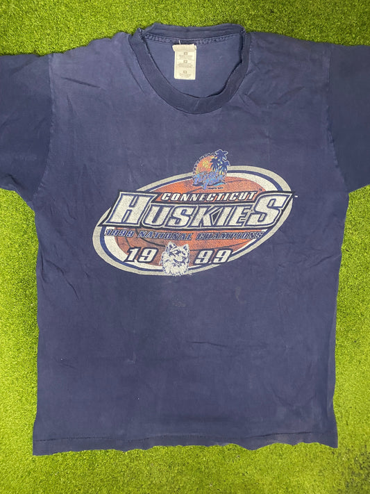 1999 UConn Huskies - National Champions - Vintage College T Shirt (Medium) - Gametime Vintage