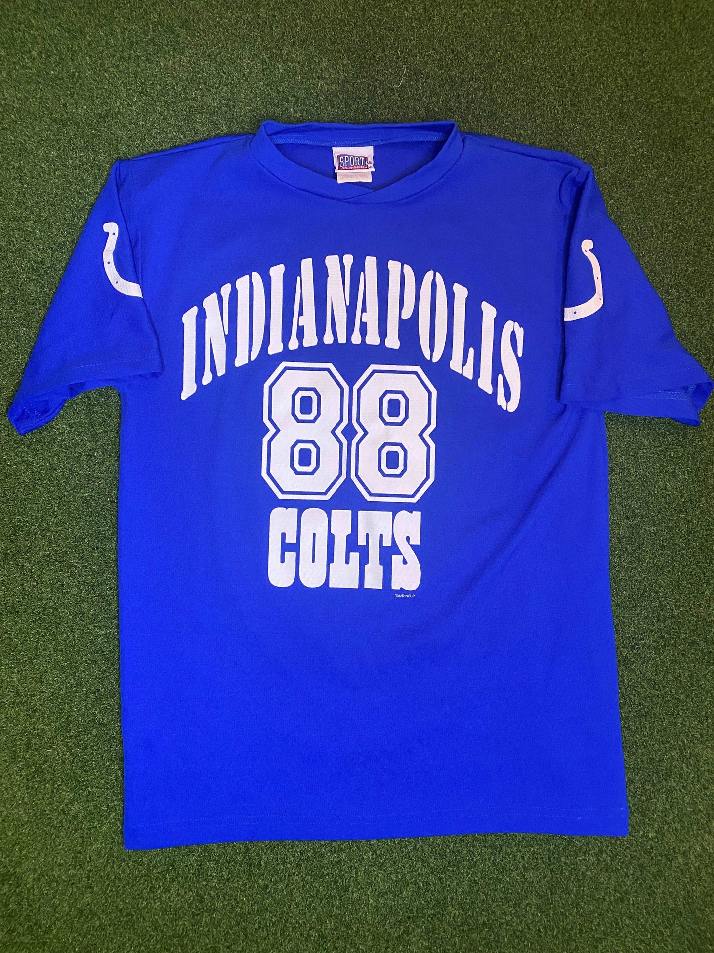 2000 Indianapolis Colts - Marvin Harrison - Vintage NFL Player Tee Shirt Jersey (Medium) Gametime Vintage