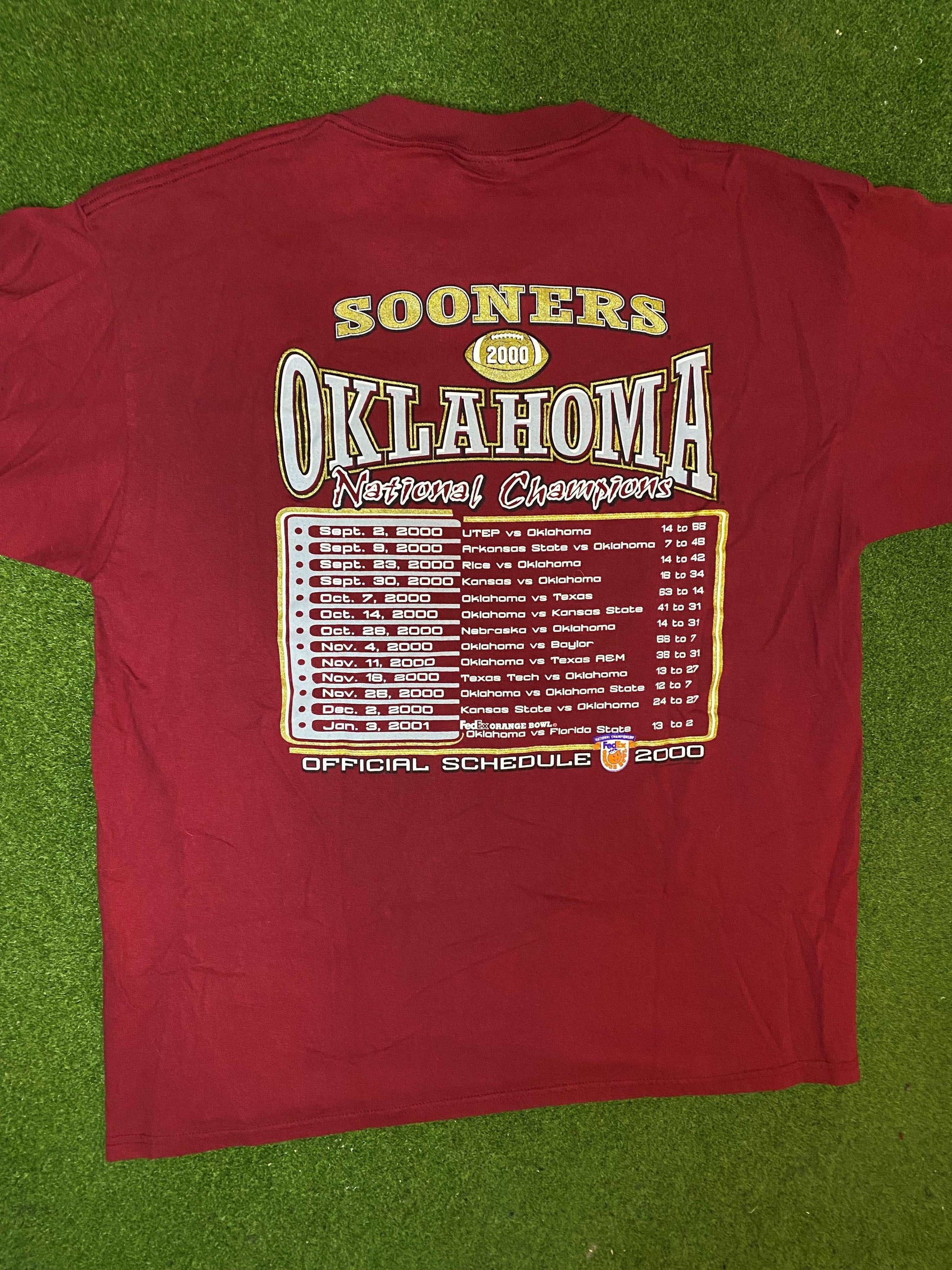 2000 Oklahoma Sooners - National Champions - Double Sided - Vintage College Football T-Shirt (XL)