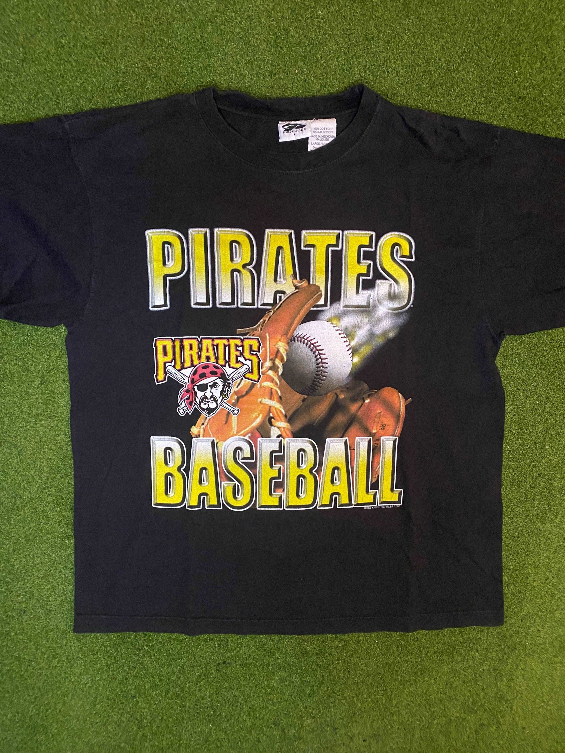 2000 Pittsburgh Pirates - Vintage MLB Tee Shirt (Large)