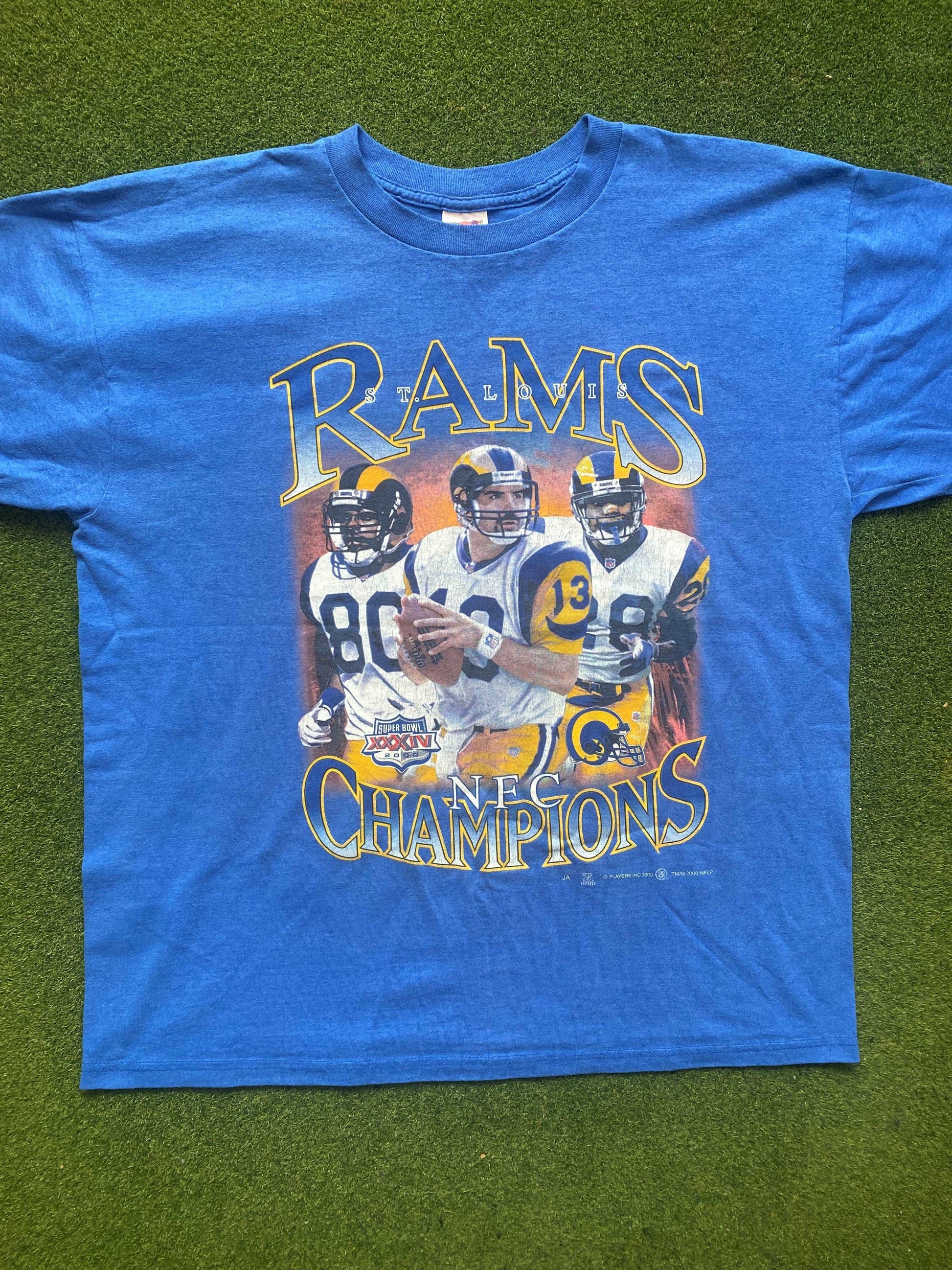 2000 St. Louis Rams - NFC Champions Ft. Warner, Bruce, Faulk - Vintage NFL Player T-Shirt (XL)