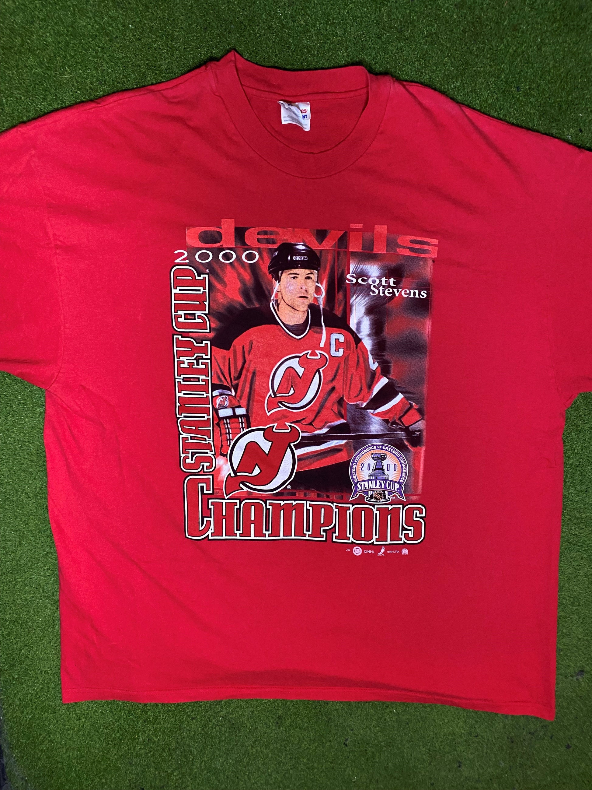 2000 New Jersey Devils - Stanley Cup Champions - Scott Stevens - Vintage NHL Player T-Shirt (3XL) 